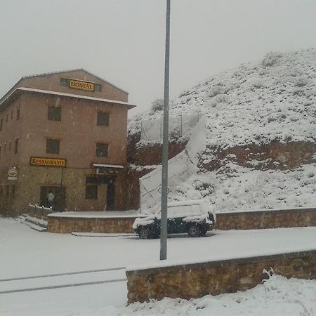 Hostal El Olmo カマレラ・デ・ラ・シエラ エクステリア 写真