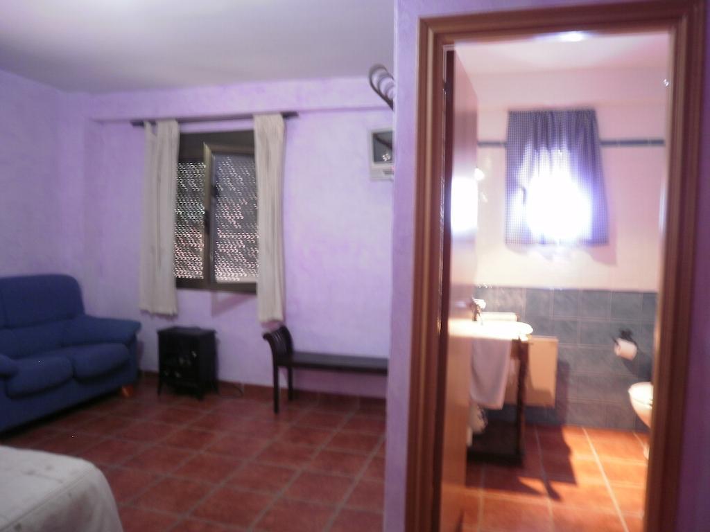 Hostal El Olmo カマレラ・デ・ラ・シエラ エクステリア 写真